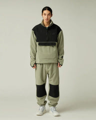 Mountain of Moods Fleece Pullover